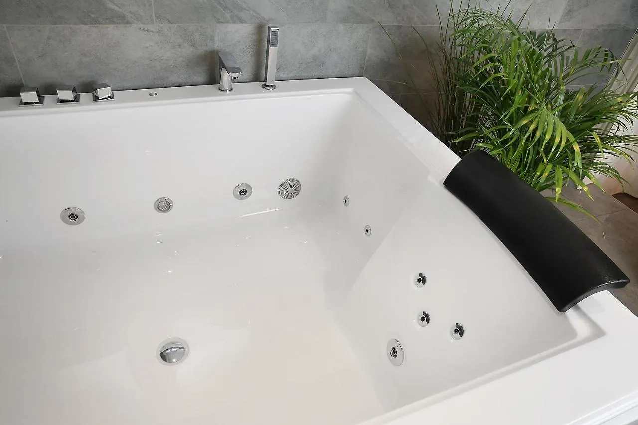 Private Spa Lux With Whirlpool And Sauna In Zurich Switzerland